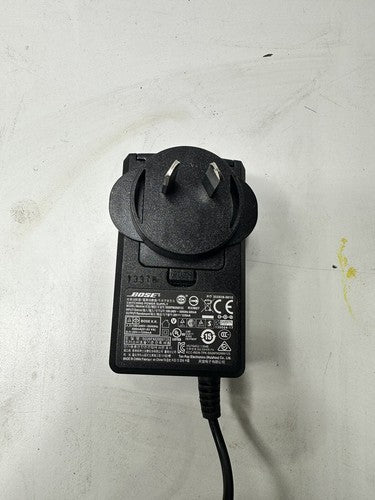 20V AC / DC Adapter 4 Bose S026FM2000125 P/T 355938-0010 Switching Power Supply