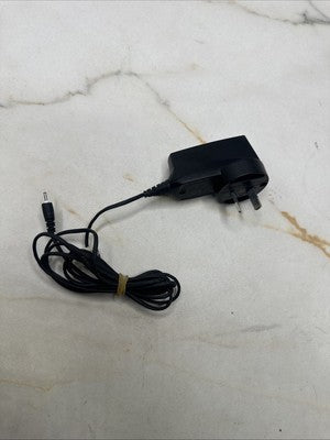 Nokia AC-8A High Efficiency Charger - 100 to 240 volt - 2.0mm connector